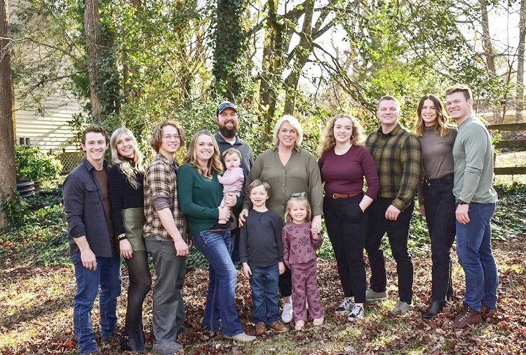 Sister Wives: Janelle Brown Garrison Brown - (Last Family Photo)