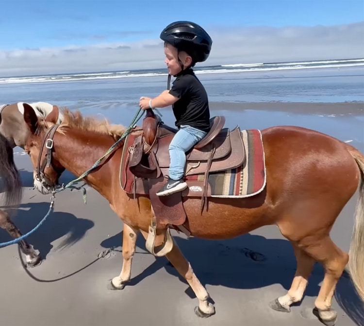 Little People Big World: Jackson Roloff