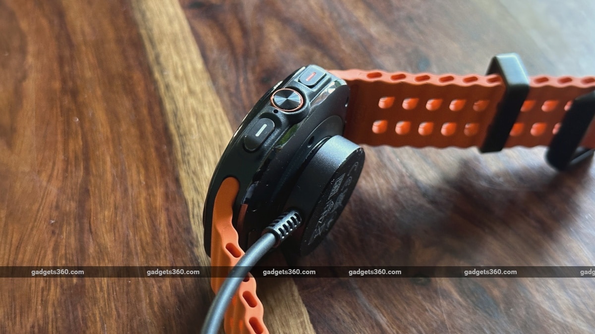 samsung galaxy watch ultra charger gadgets 360 SamsungGalaxyWatchUltra  Samsung