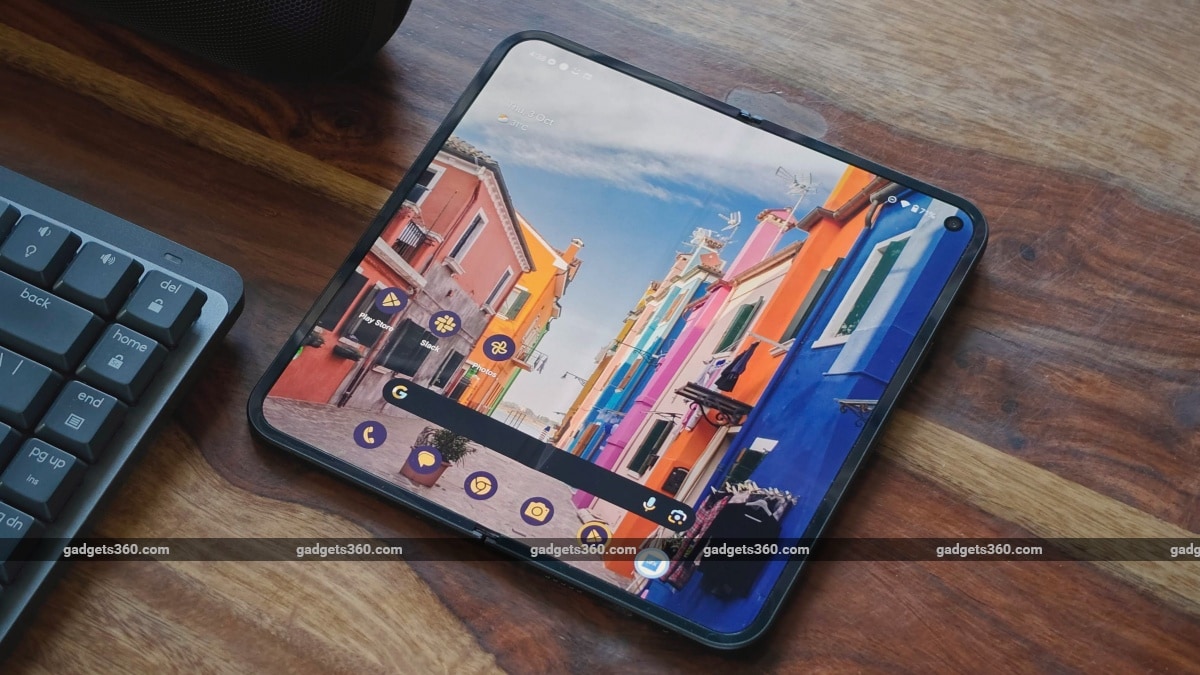 google pixel 9 pro xl maindisplay nocrease sticker gadgets 360 GooglePixel9ProFold  Google